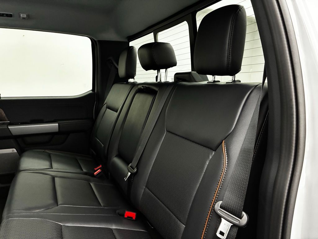 2026 Ford F-350 Lariat photo 26