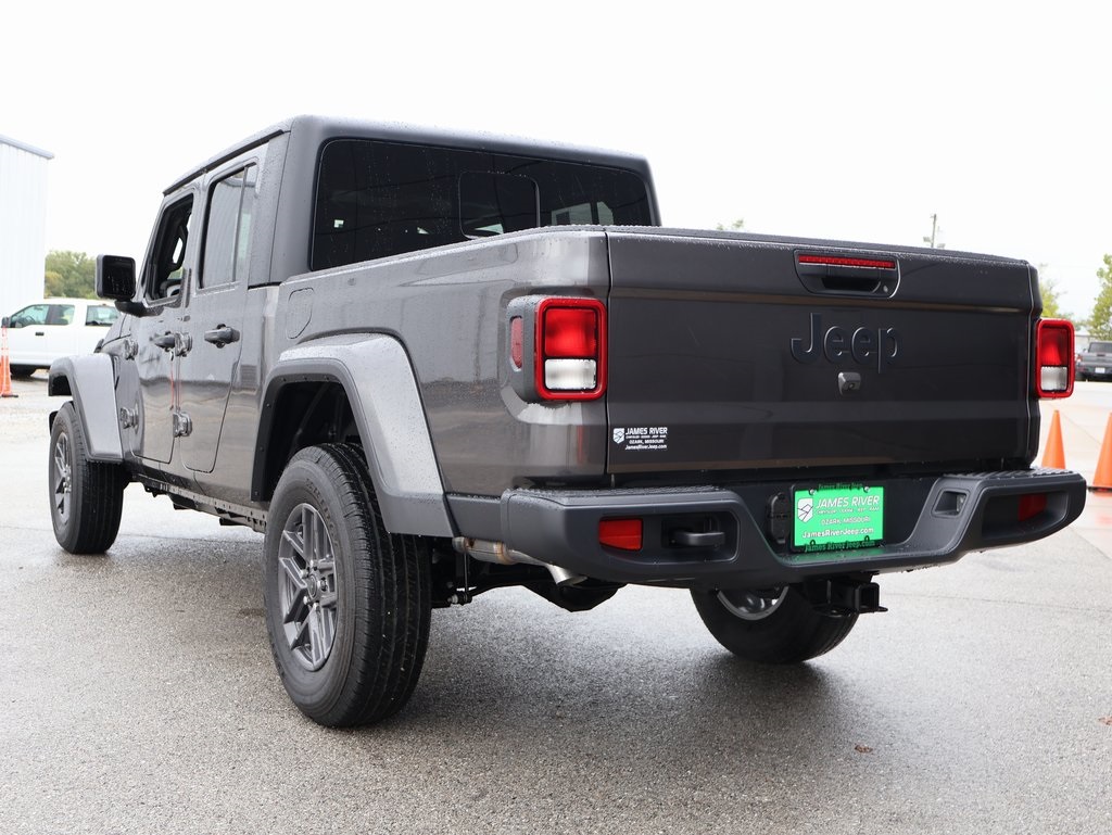 2025 Jeep Gladiator Sport S photo 3