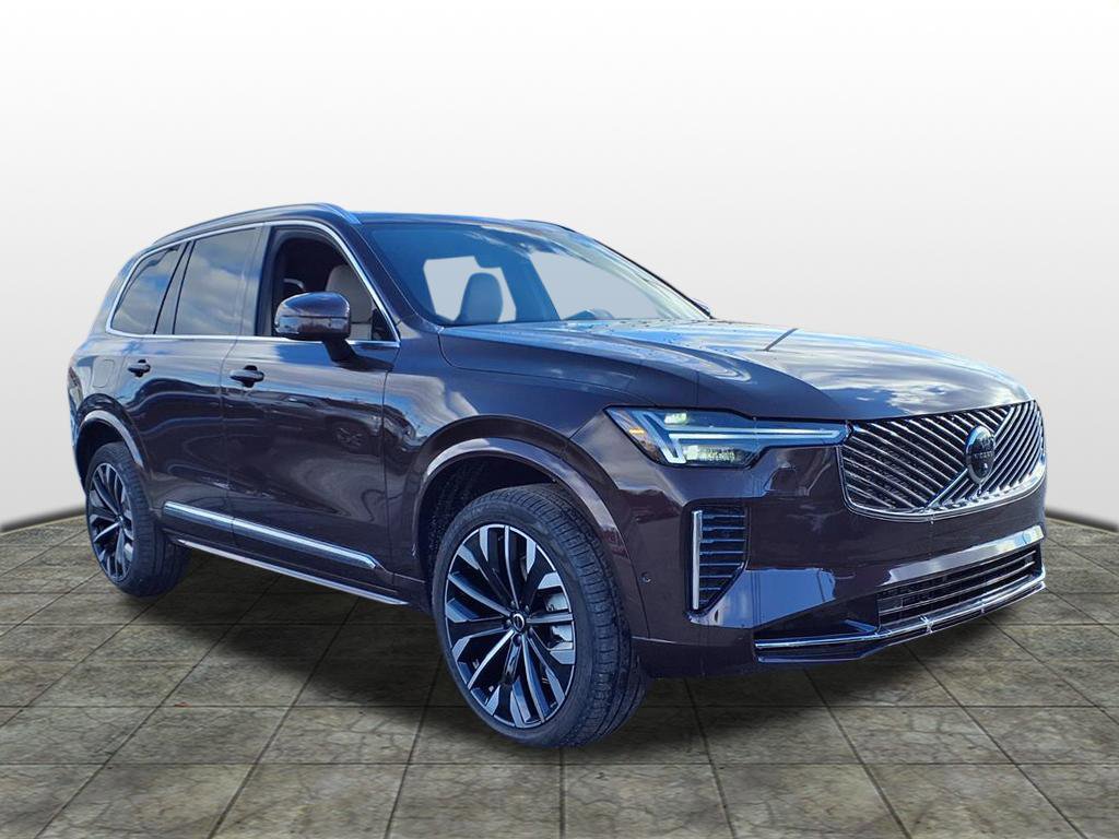 2026 Volvo XC90 Plus's photo