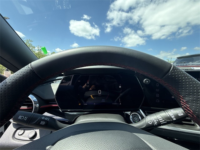 2025 Chevrolet Trax photo 15