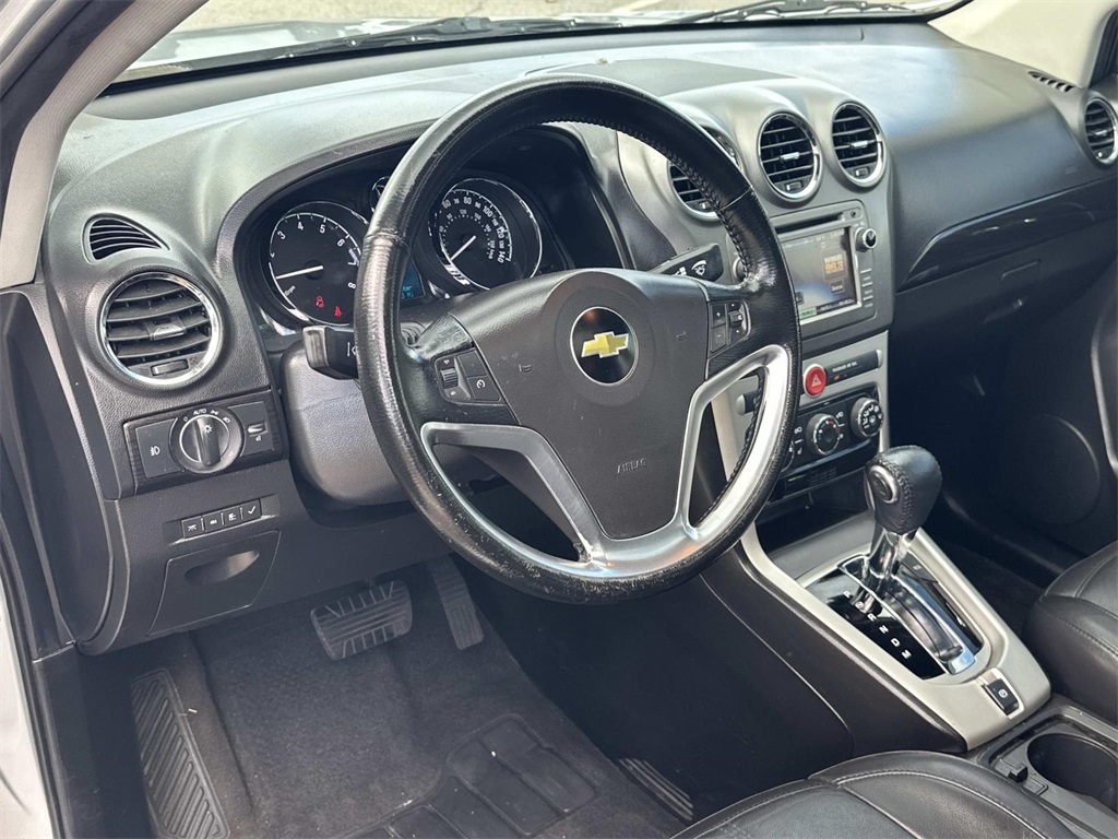 2014 Chevrolet Captiva Sport LT photo 2