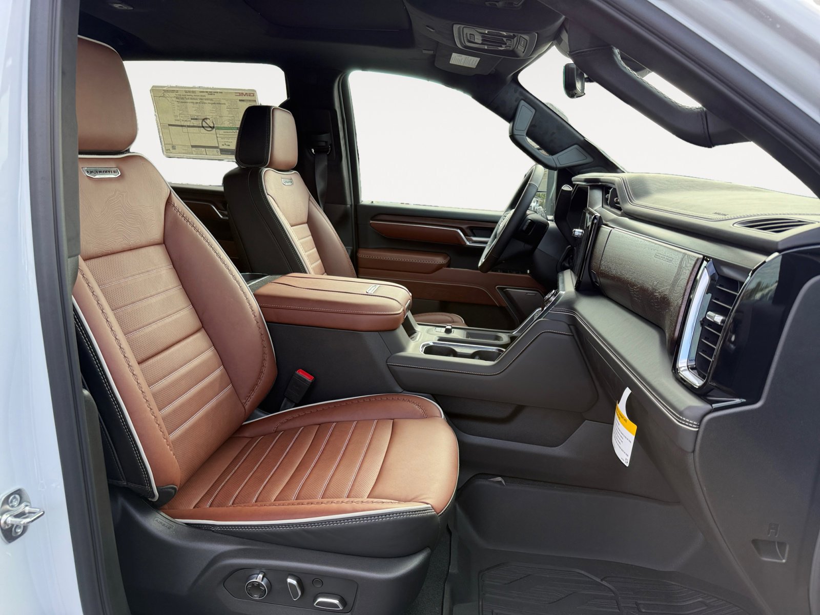 2025 Gmc Sierra 2500 HD Denali Ultimate photo 19