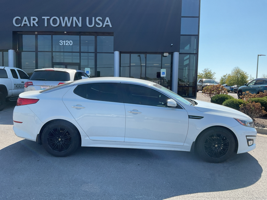 2015 Kia Optima LX photo 6