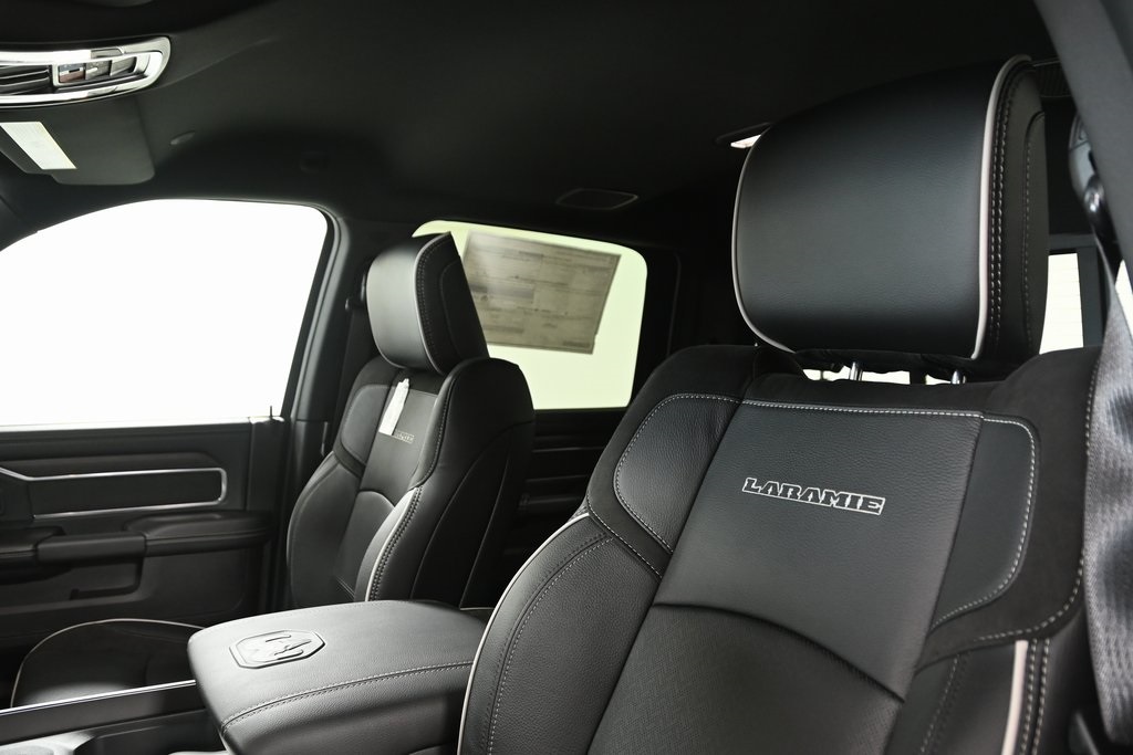 2025 Ram 2500 Laramie photo 11
