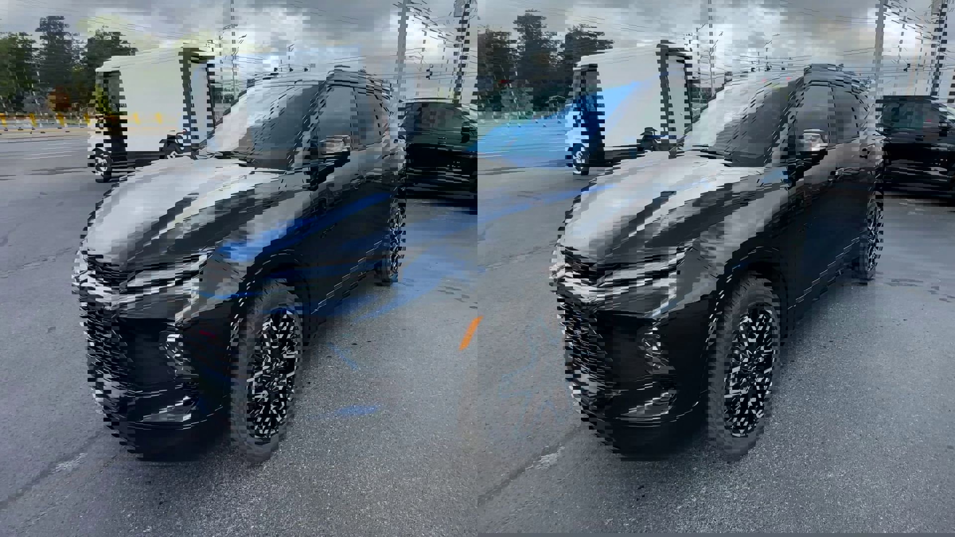 2025 Chevrolet Blazer RS photo 4