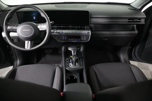 2026 Hyundai Kona SEL photo 3