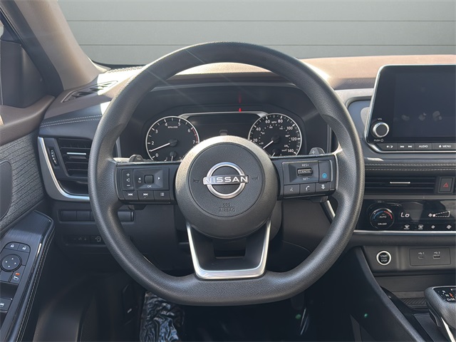 2023 Nissan Rogue SV photo 12