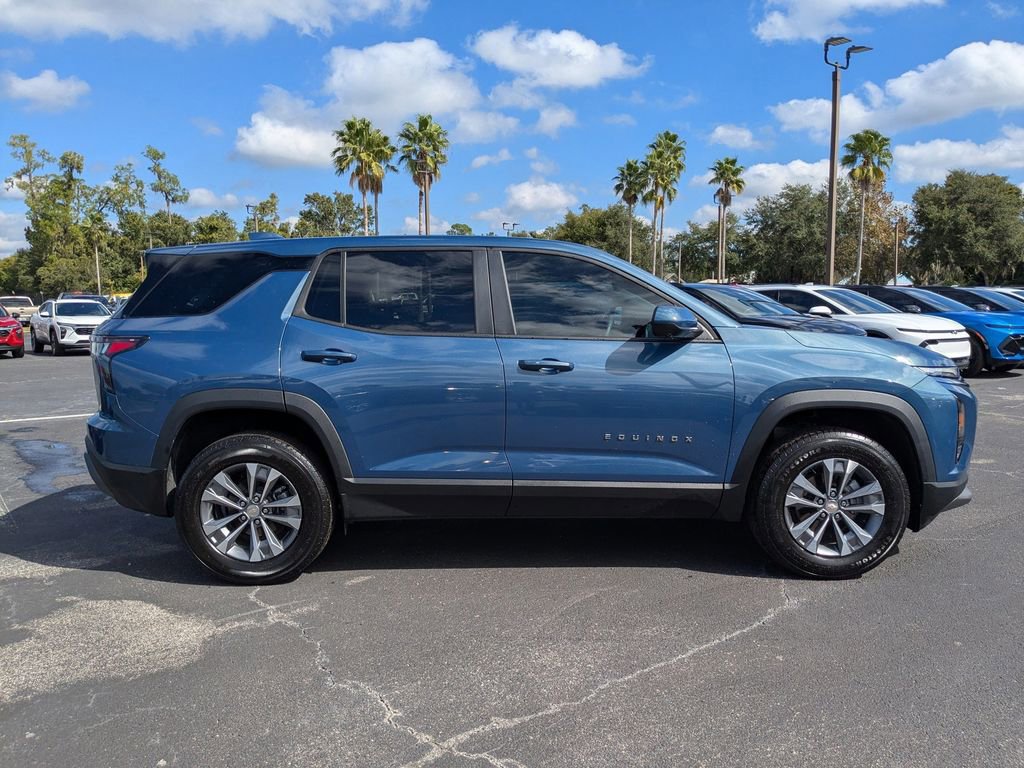 2026 Chevrolet Equinox LT photo 4