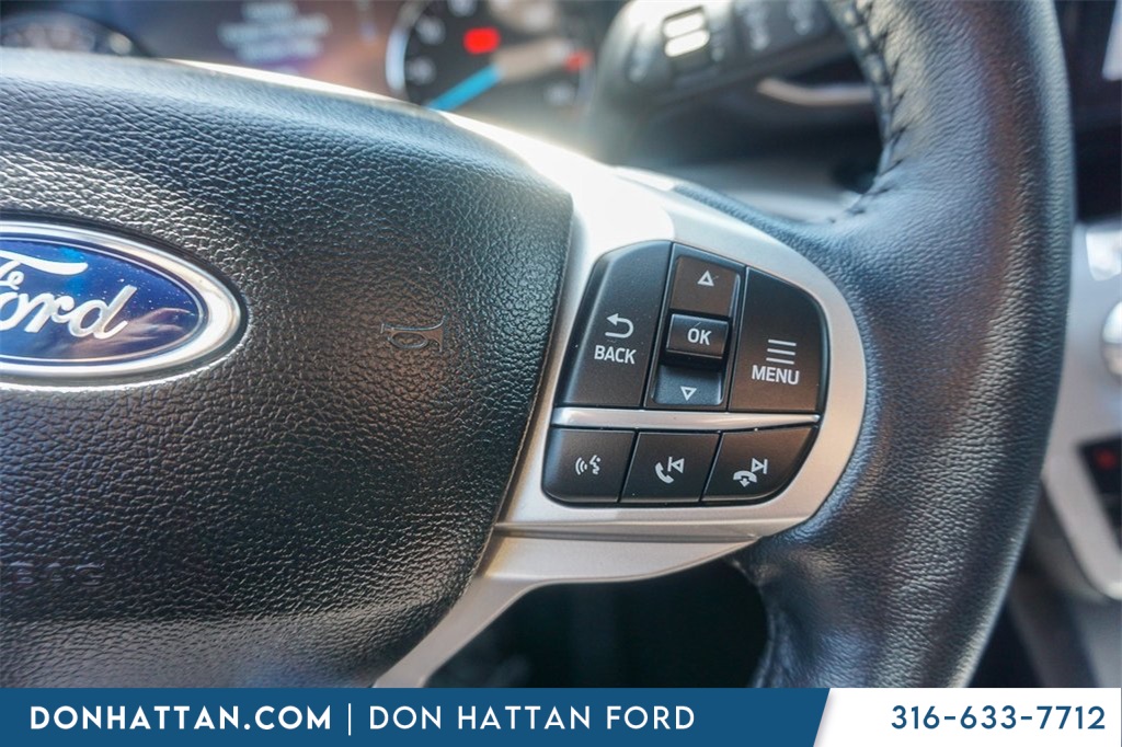 2023 Ford Explorer XLT photo 12