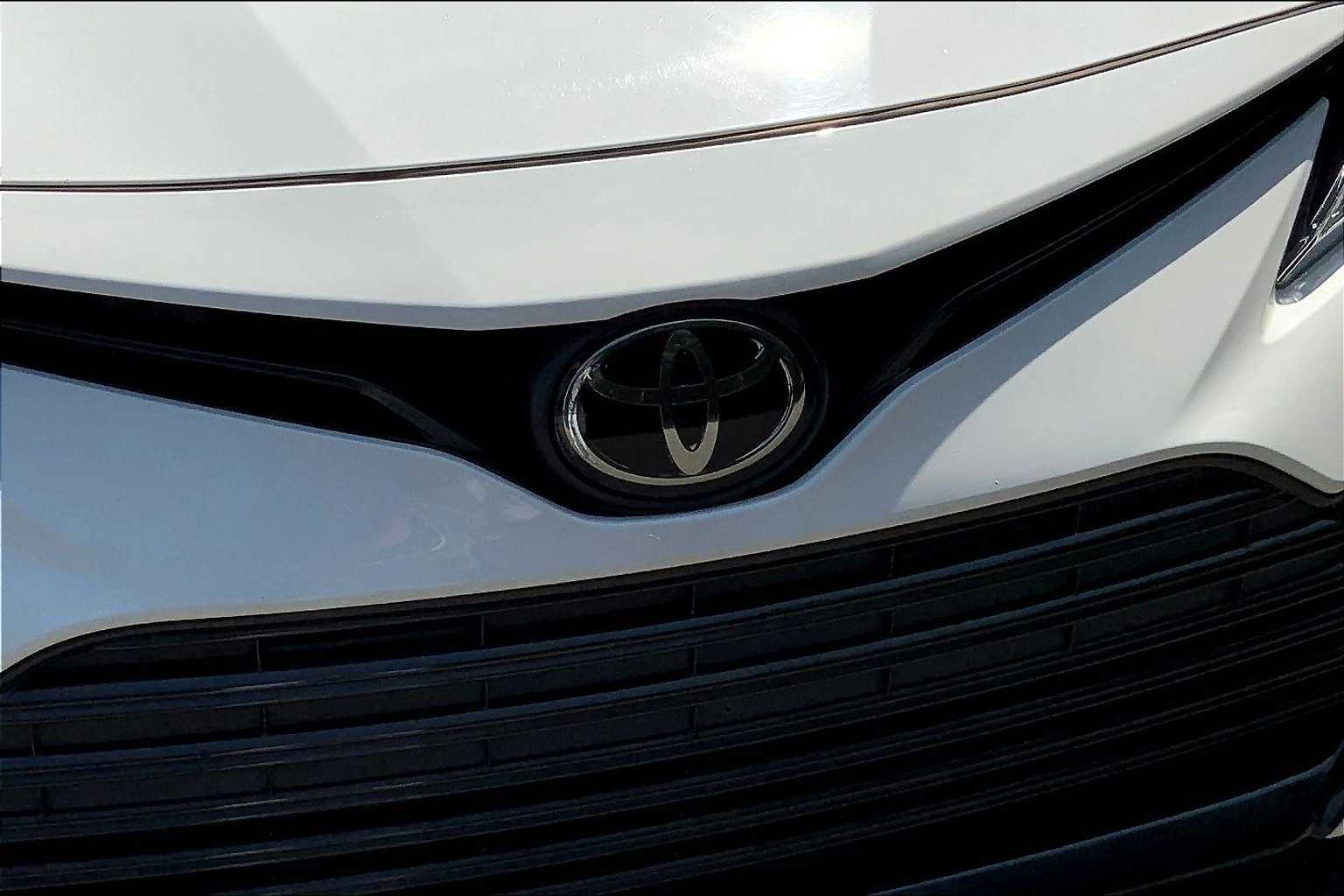 2023 Toyota Camry LE photo 53