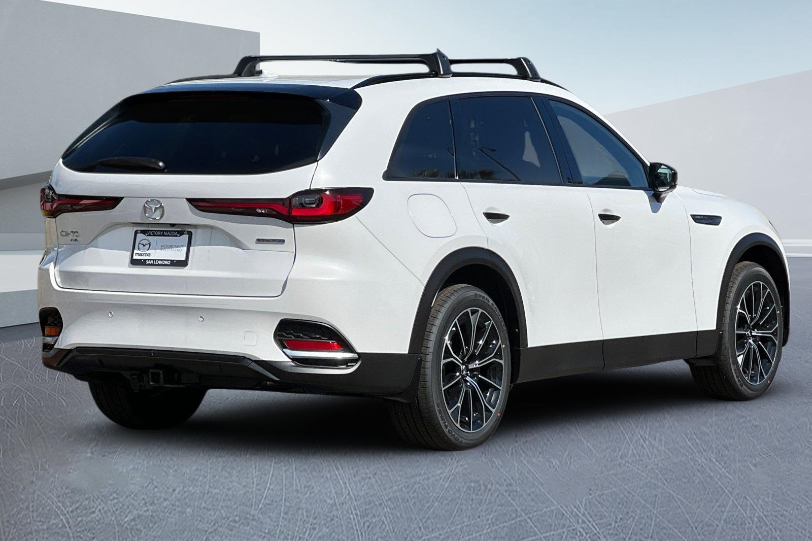 2025 Mazda CX-70 Premium Plus photo 3