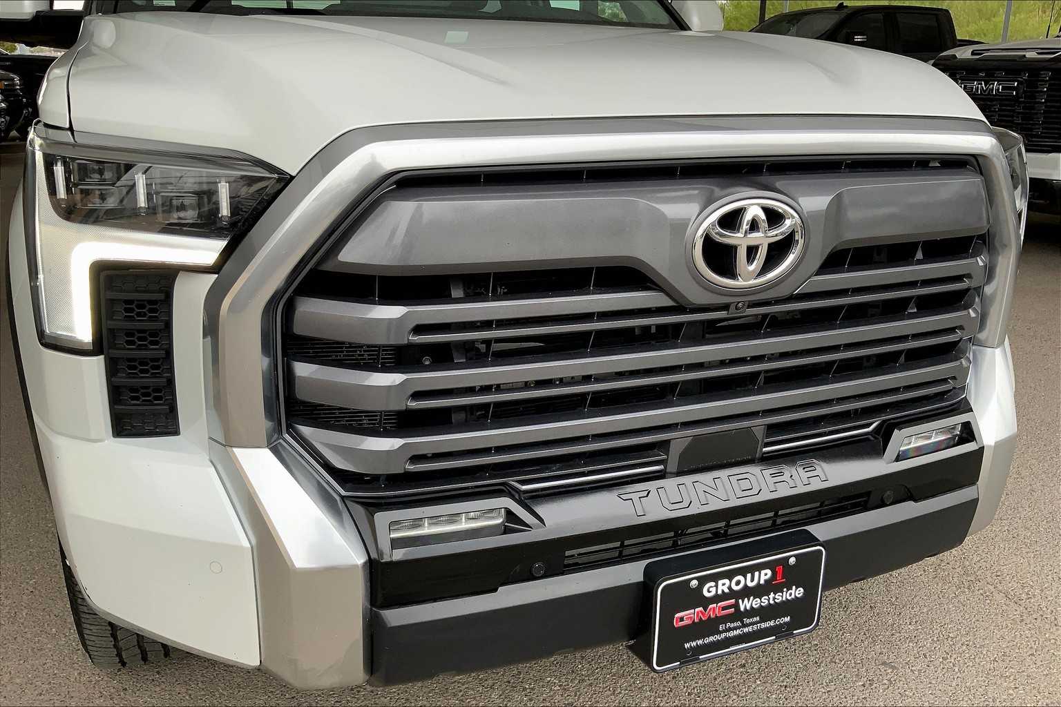 2023 Toyota Tundra Limited CrewMax photo 26