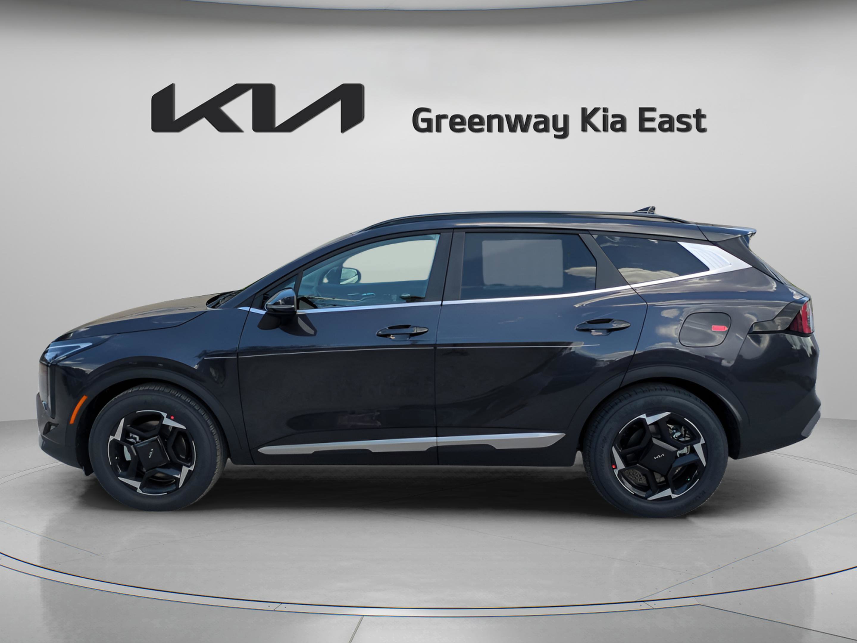 2026 Kia Sportage EX photo 4