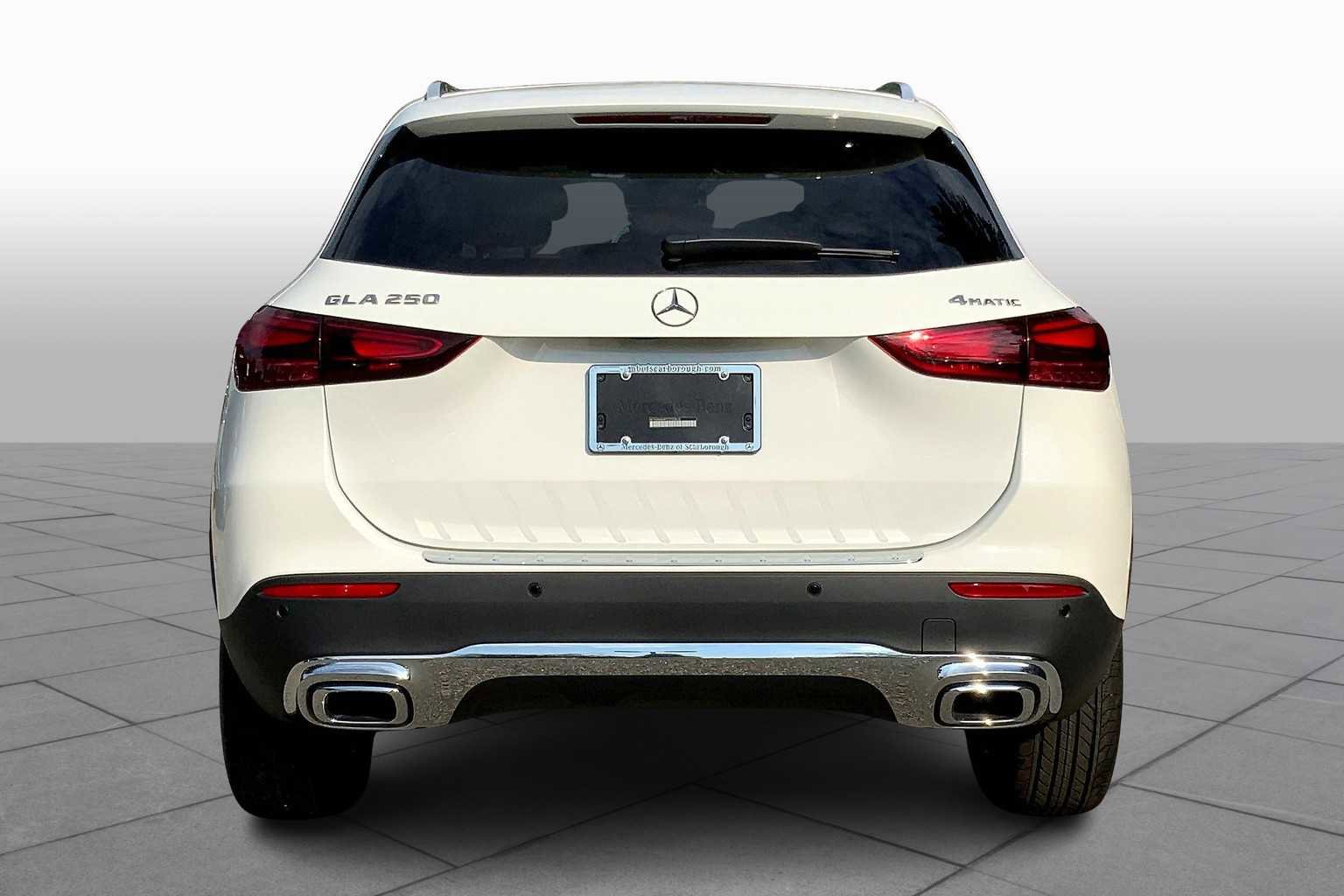 2026 Mercedes Benz GLA 250 4MATIC photo 3