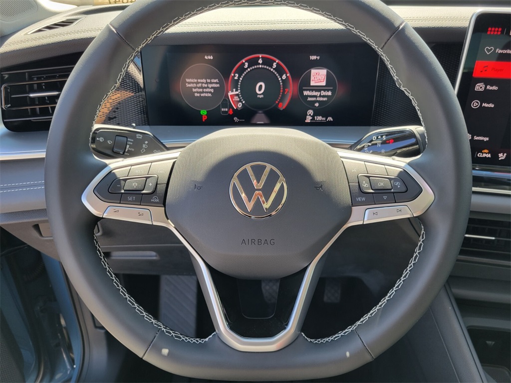 2025 Volkswagen Tiguan SE photo 9