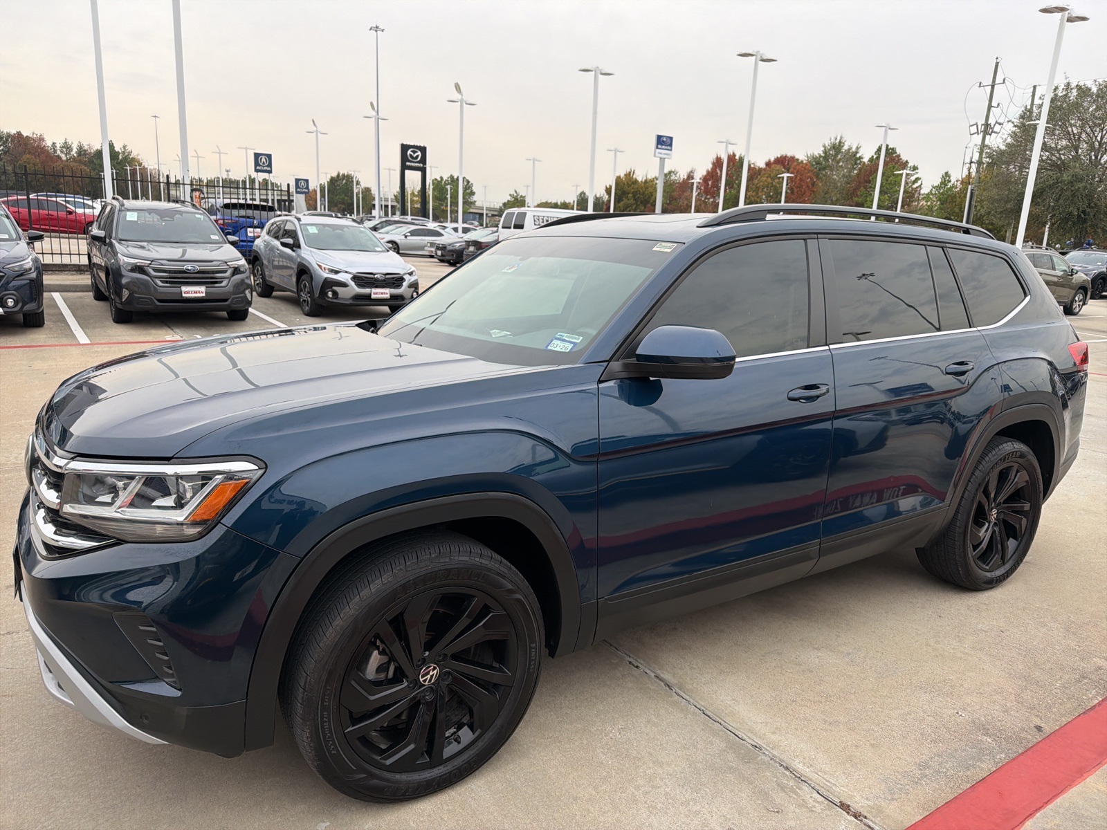 2022 Volkswagen Atlas SE w/Tech