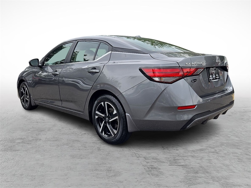 2024 Nissan Sentra SV photo 6