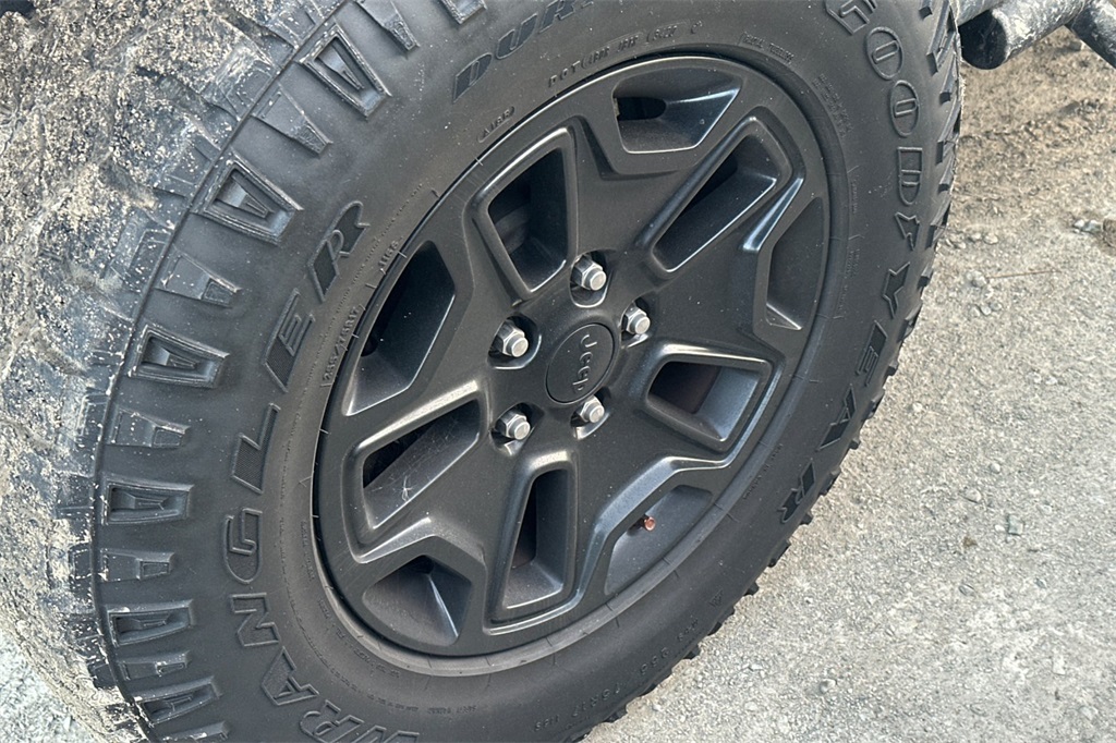 2016 Jeep Wrangler Unlimited Sport photo 4