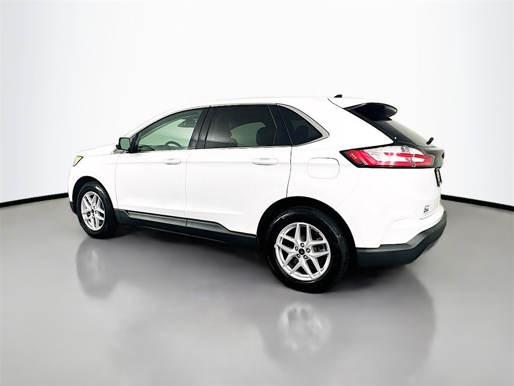 2023 Ford Edge SEL photo 8