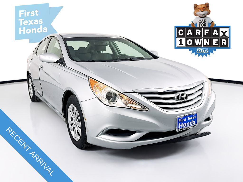 2011 Hyundai Sonata SE's photo
