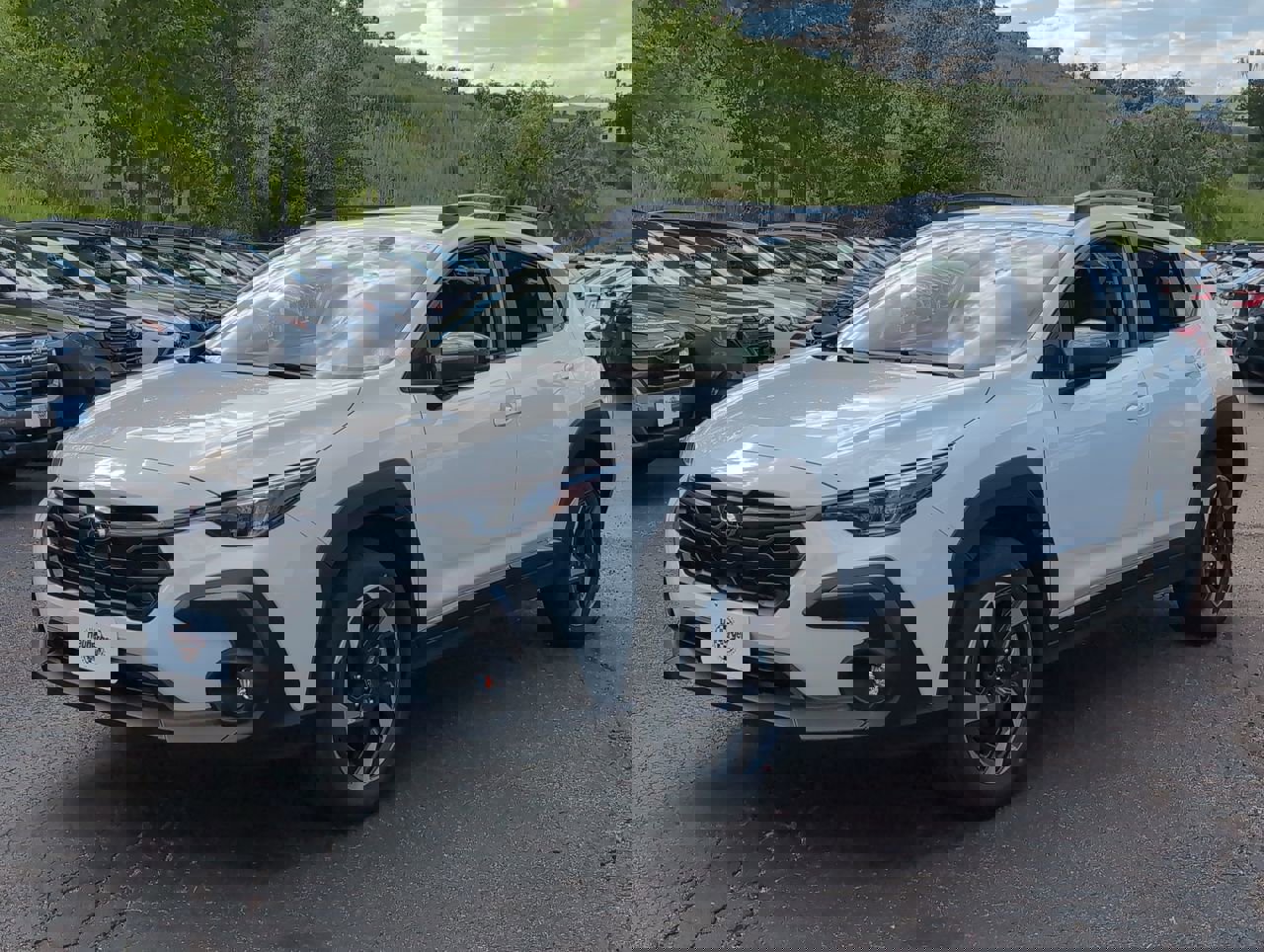 2025 Subaru Crosstrek Limited photo 2