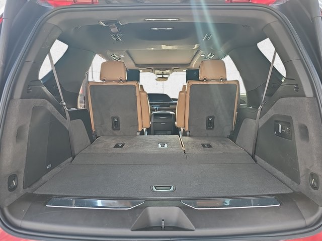 2023 Cadillac Escalade Premium Luxury photo 14