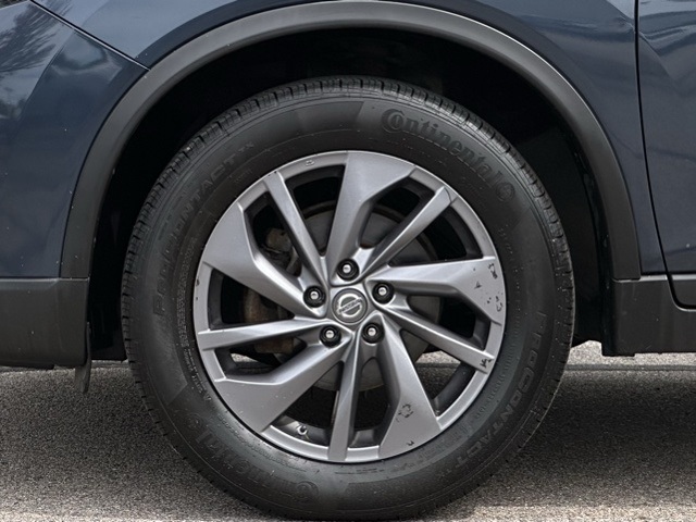 2016 Nissan Rogue SL photo 24