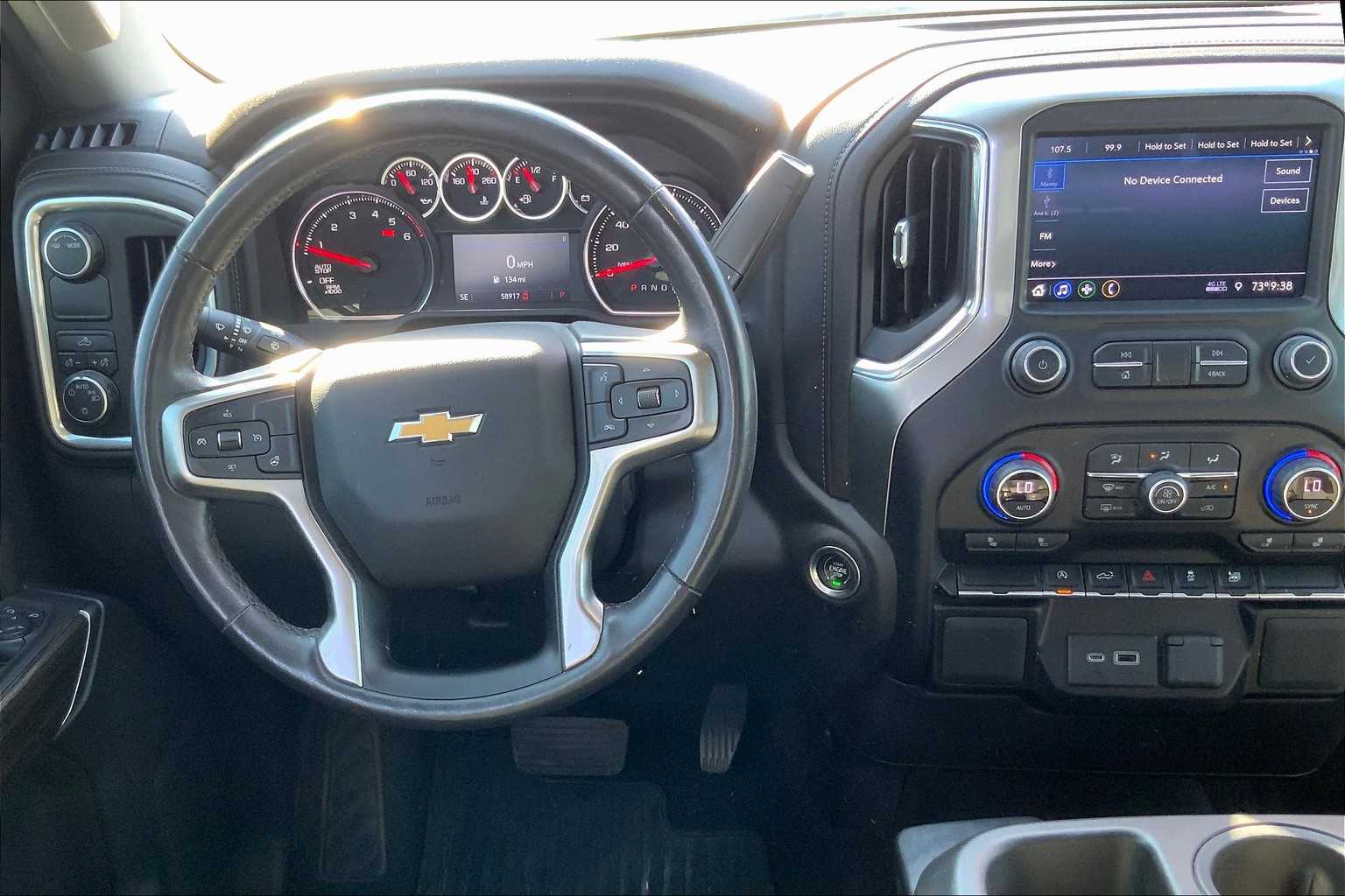 2021 Chevrolet Silverado 1500 LT photo 5