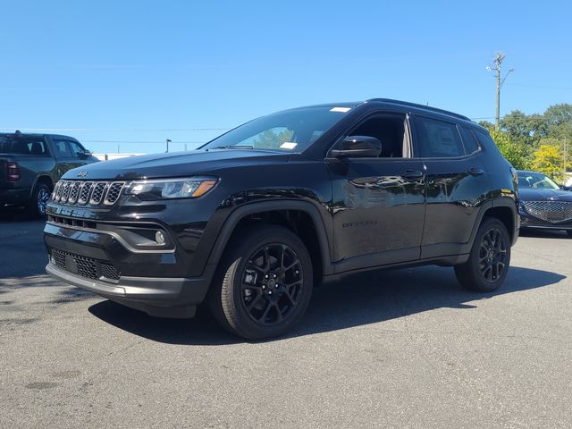 2026 Jeep Compass Latitude photo 4