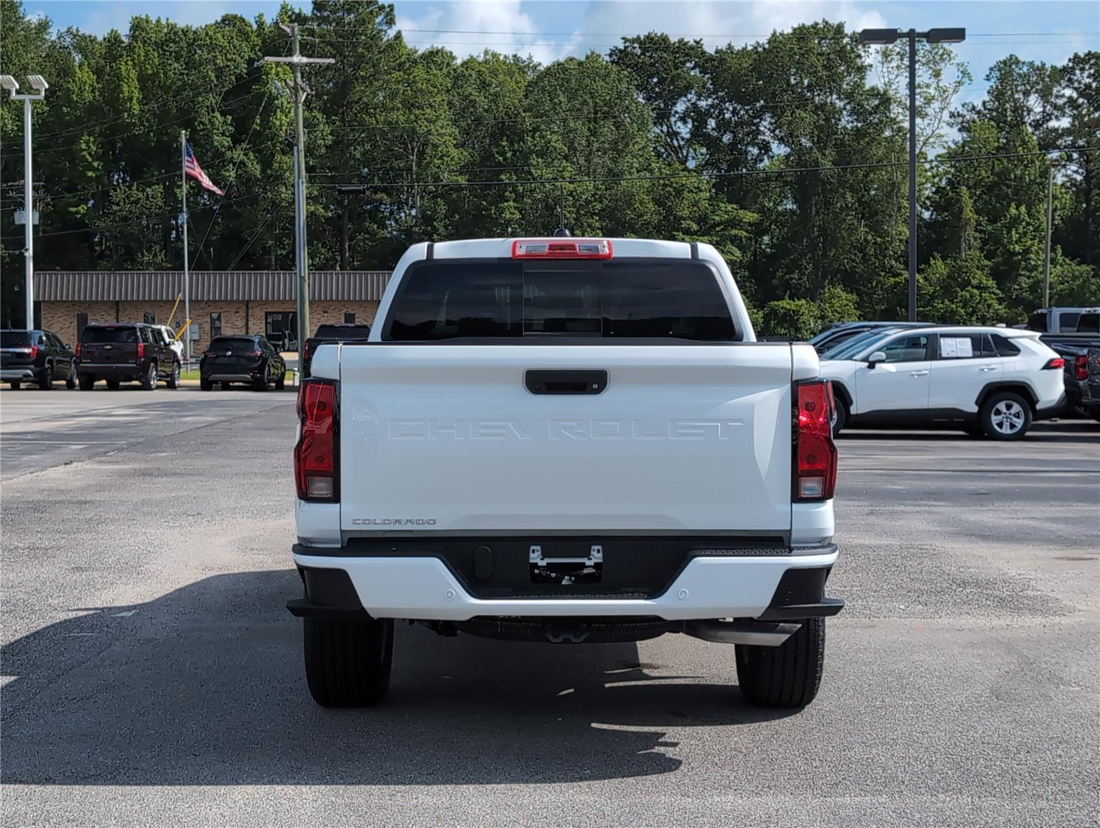 2025 Chevrolet Colorado Work Truck LT photo 4