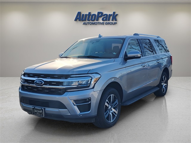 2024 Ford Expedition MAX Limited photo 3