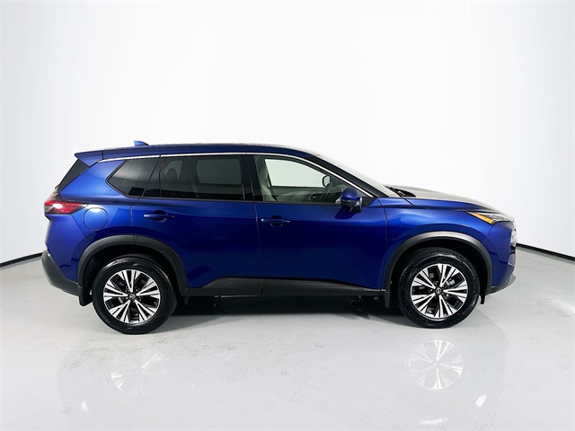 2021 Nissan Rogue SV photo 9