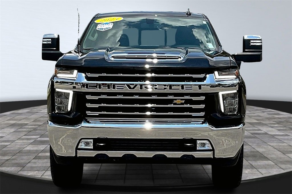 2023 Chevrolet Silverado LTZ photo 3