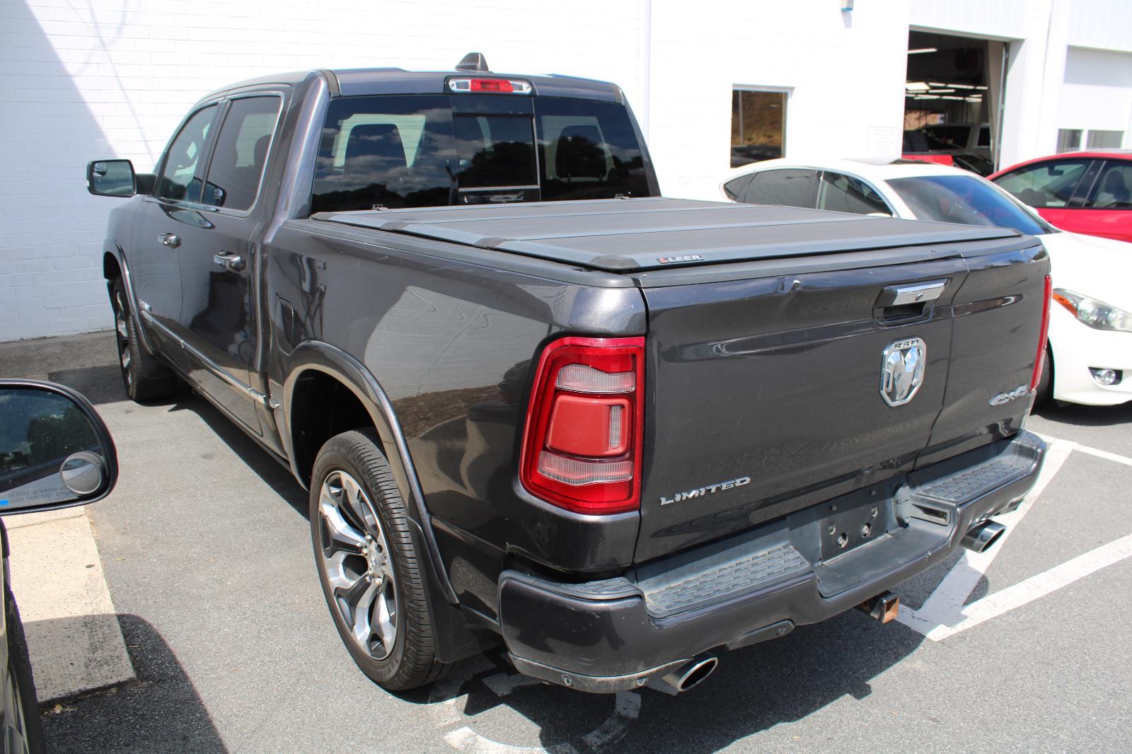 2019 Ram 1500 Limited photo 4