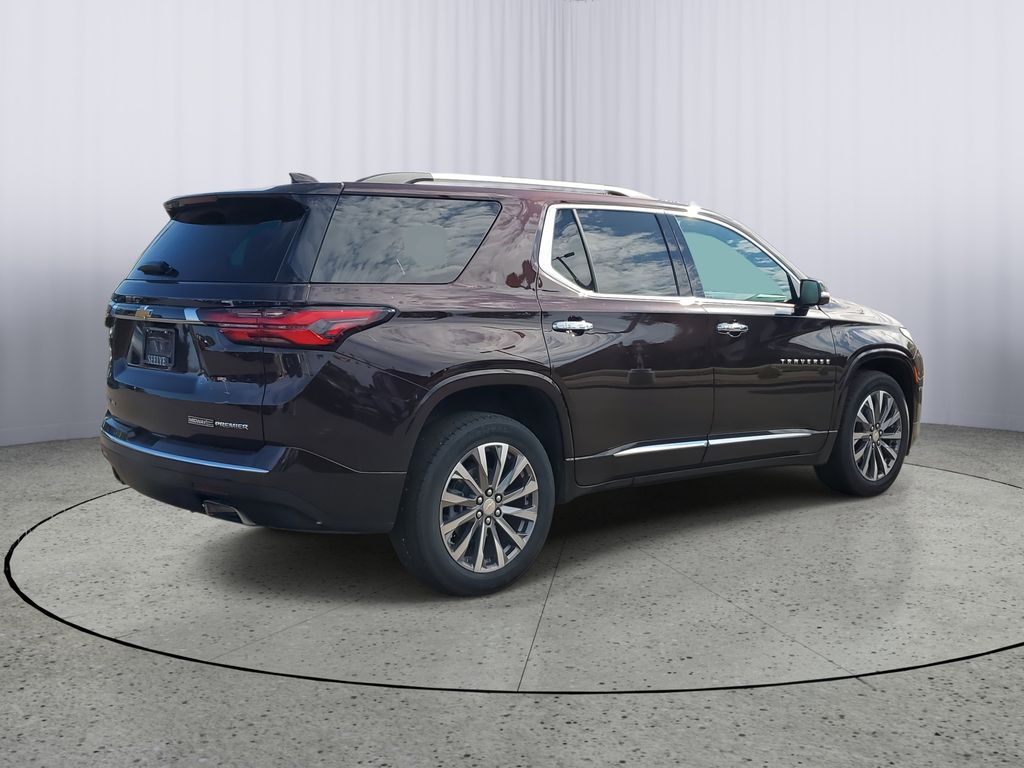 2023 Chevrolet Traverse Premier photo 4