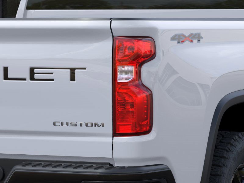 2025 Chevrolet Silverado 2500HD Custom photo 11