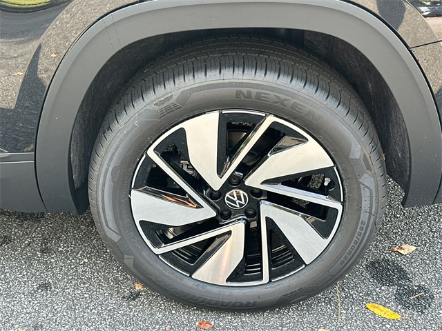 2026 Volkswagen Atlas SE Technology photo 19