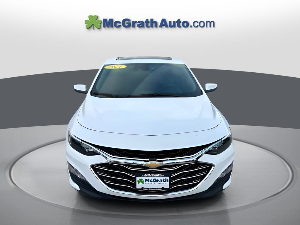2024 Chevrolet Malibu 1LT photo 2
