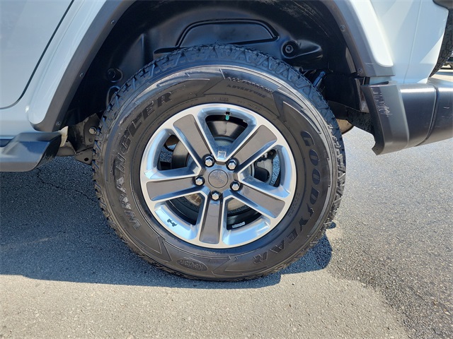 2020 Jeep Wrangler Unlimited Sahara photo 28