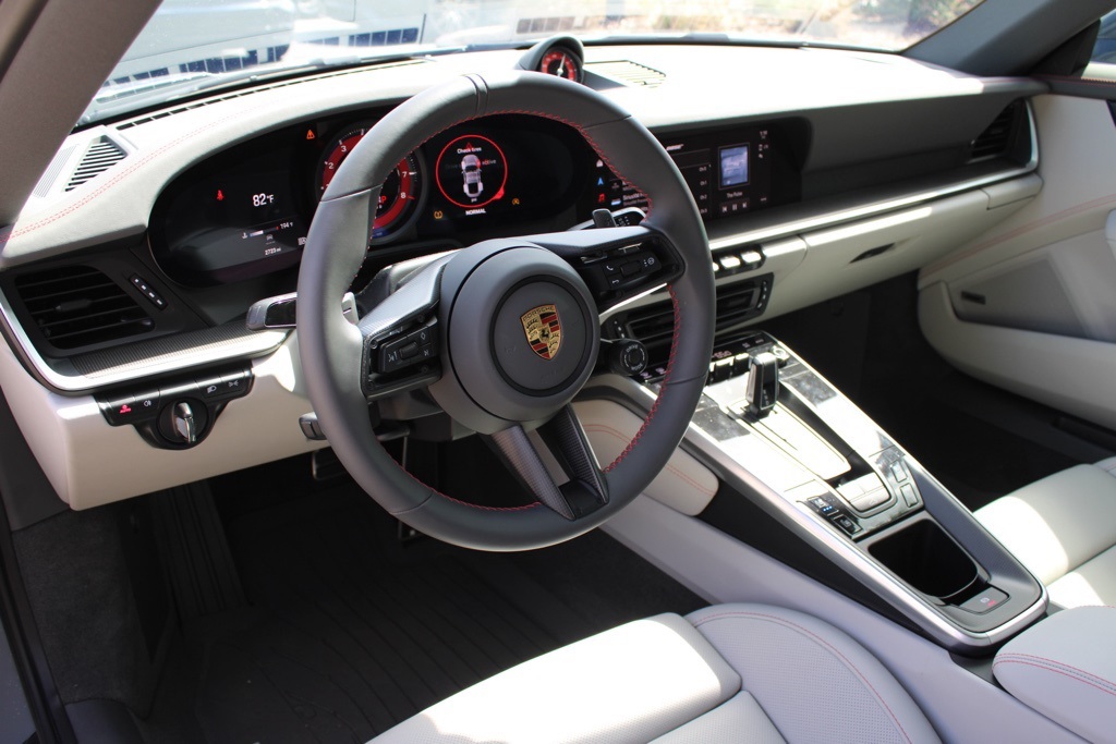 2024 Porsche 911 S Coupe photo 4