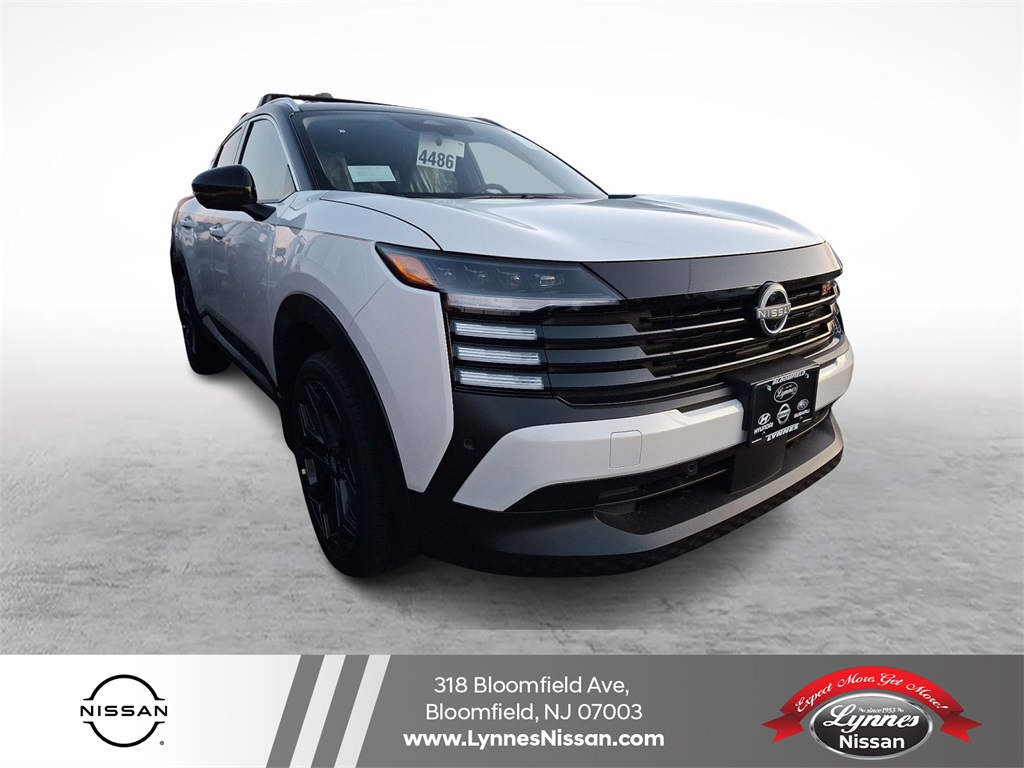 2026 Nissan Kicks SR's photo