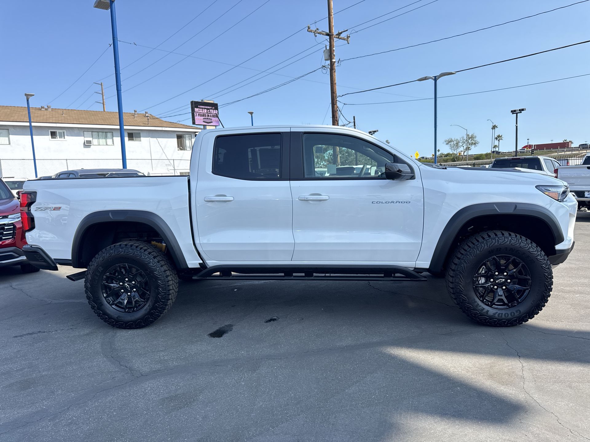 2025 Chevrolet Colorado ZR2 photo 4