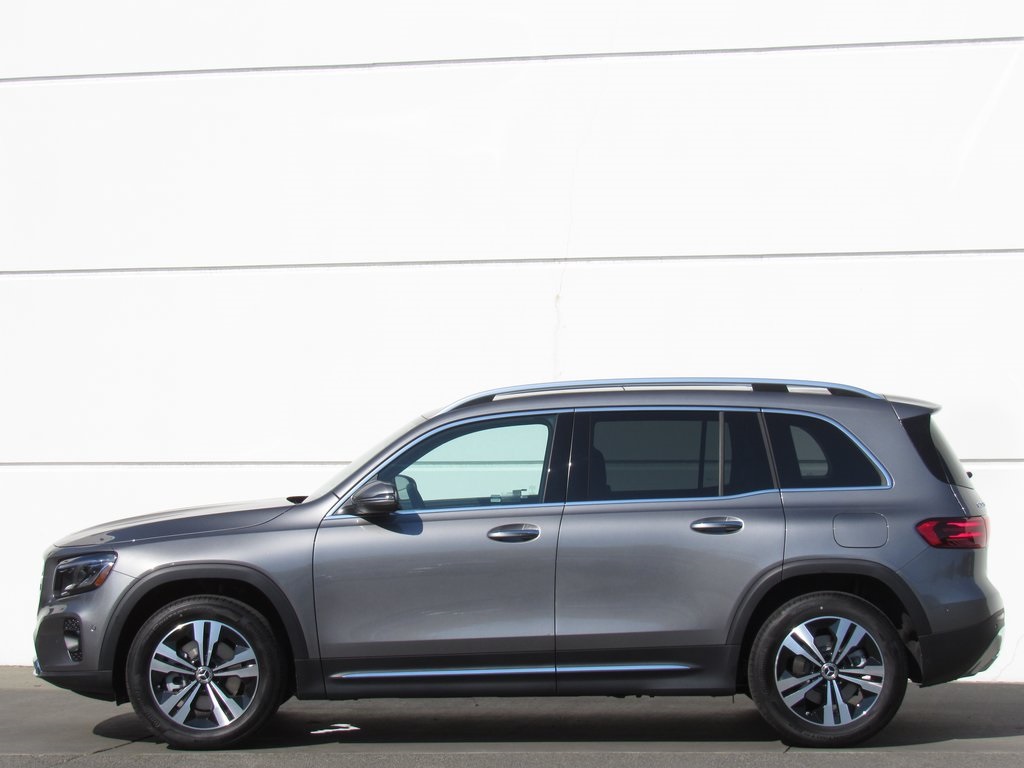 2026 Mercedes Benz GLB 250 4MATIC photo 3