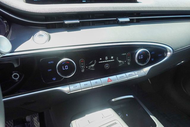 2025 Genesis GV70 2.5T photo 20