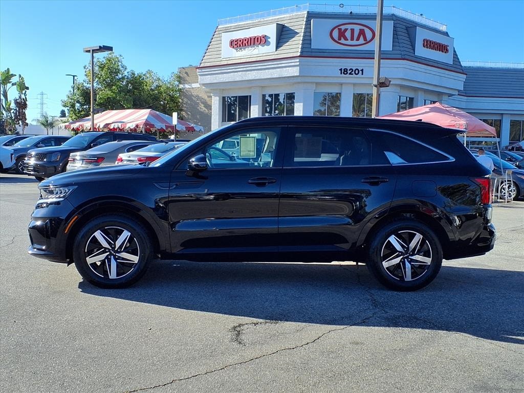 2023 Kia Sorento EX photo 2
