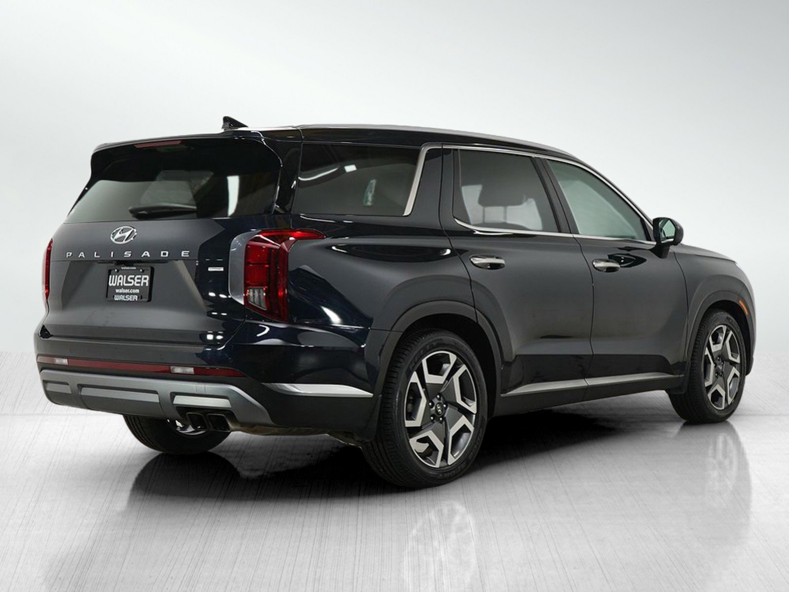 2023 Hyundai Palisade Limited photo 4