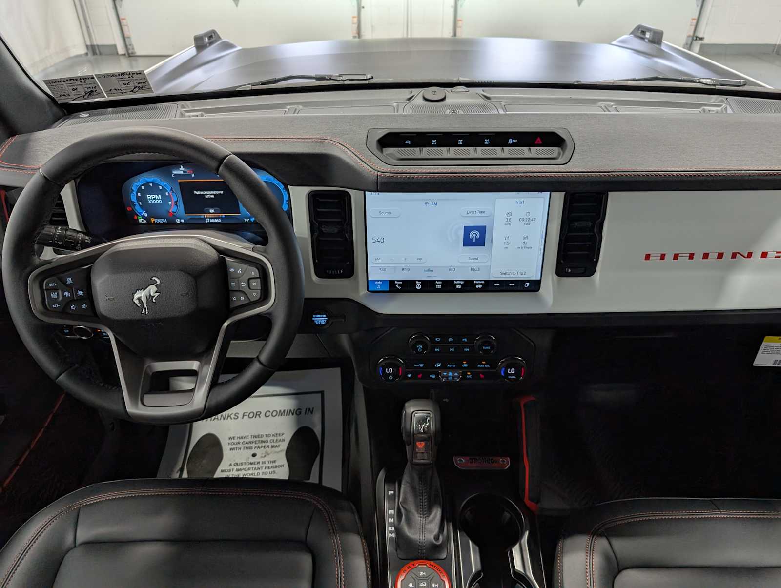 2025 Ford Bronco First Edition photo 15