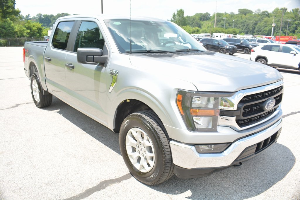 2023 Ford F-150 XLT photo 4