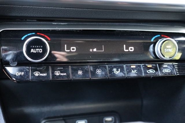 2023 Kia K5 GT-Line photo 24