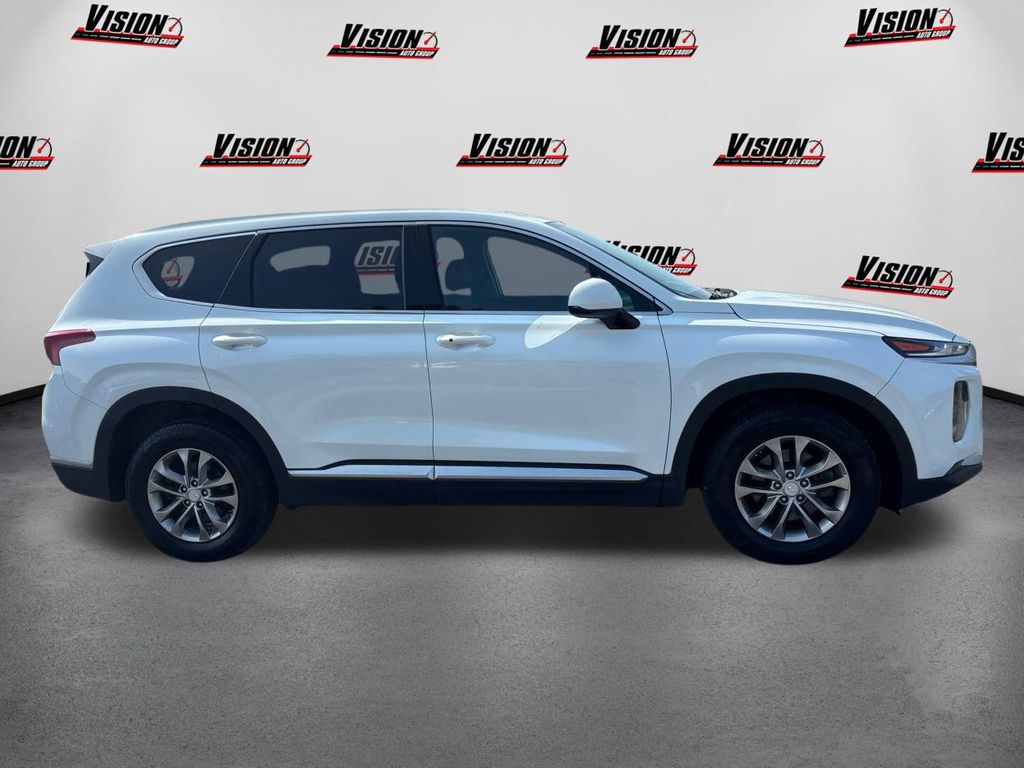 2020 Hyundai Santa Fe SEL photo 4